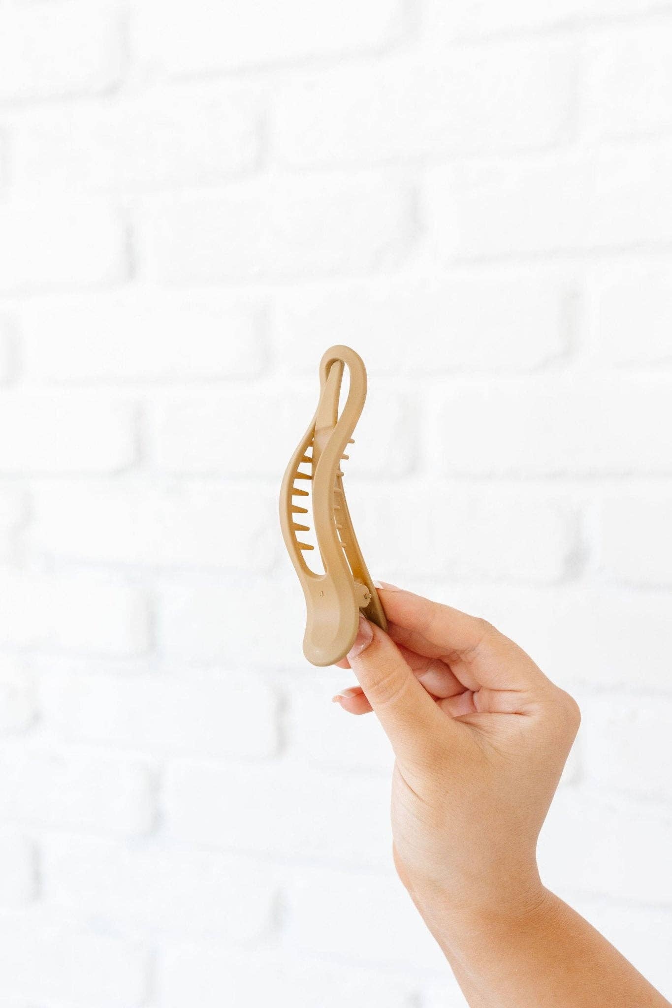 Alligator Claw Clip - Multiple Colors