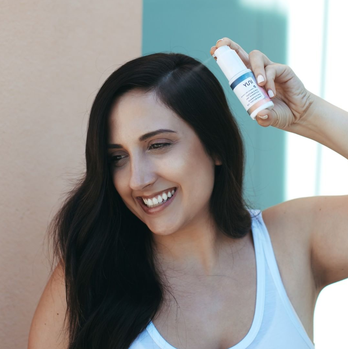 YUNI Beauty - INVISIBLE DRY CLEANER Texturizing Dry Shampoo