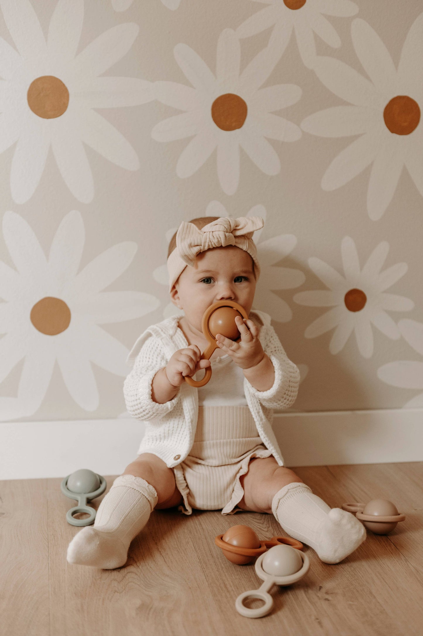 Little Chew - Rattle Toy - Ora | Mustard