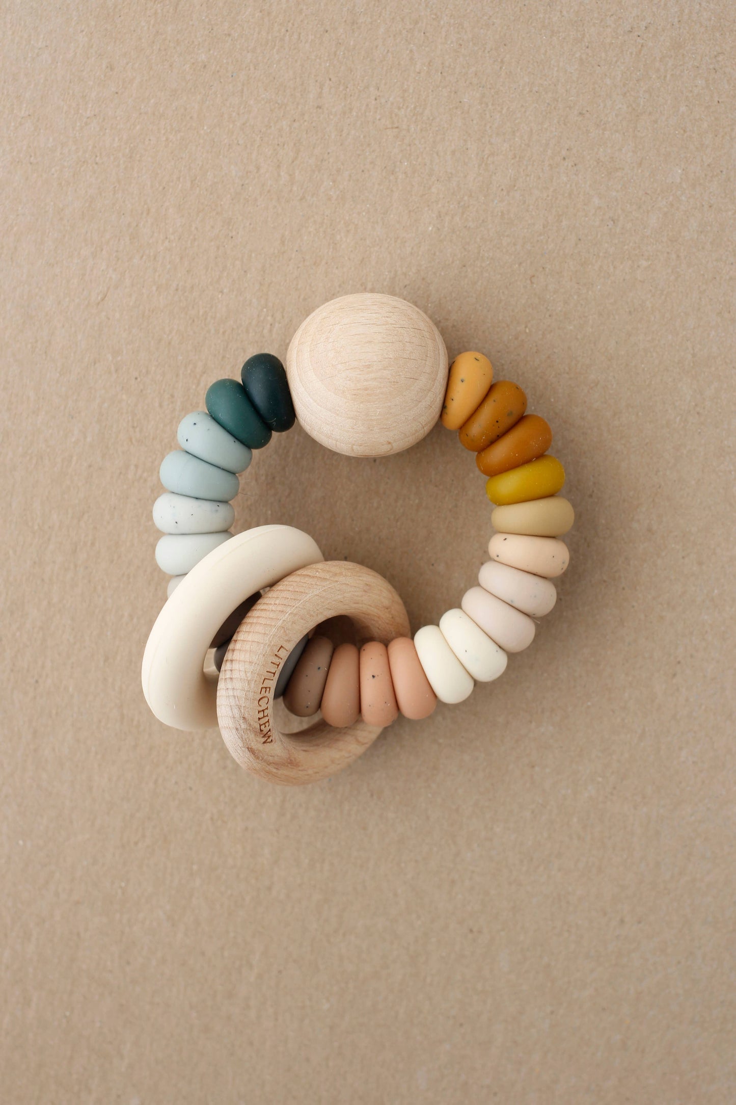 Little Chew - Rattle Teether - Wess | Earth