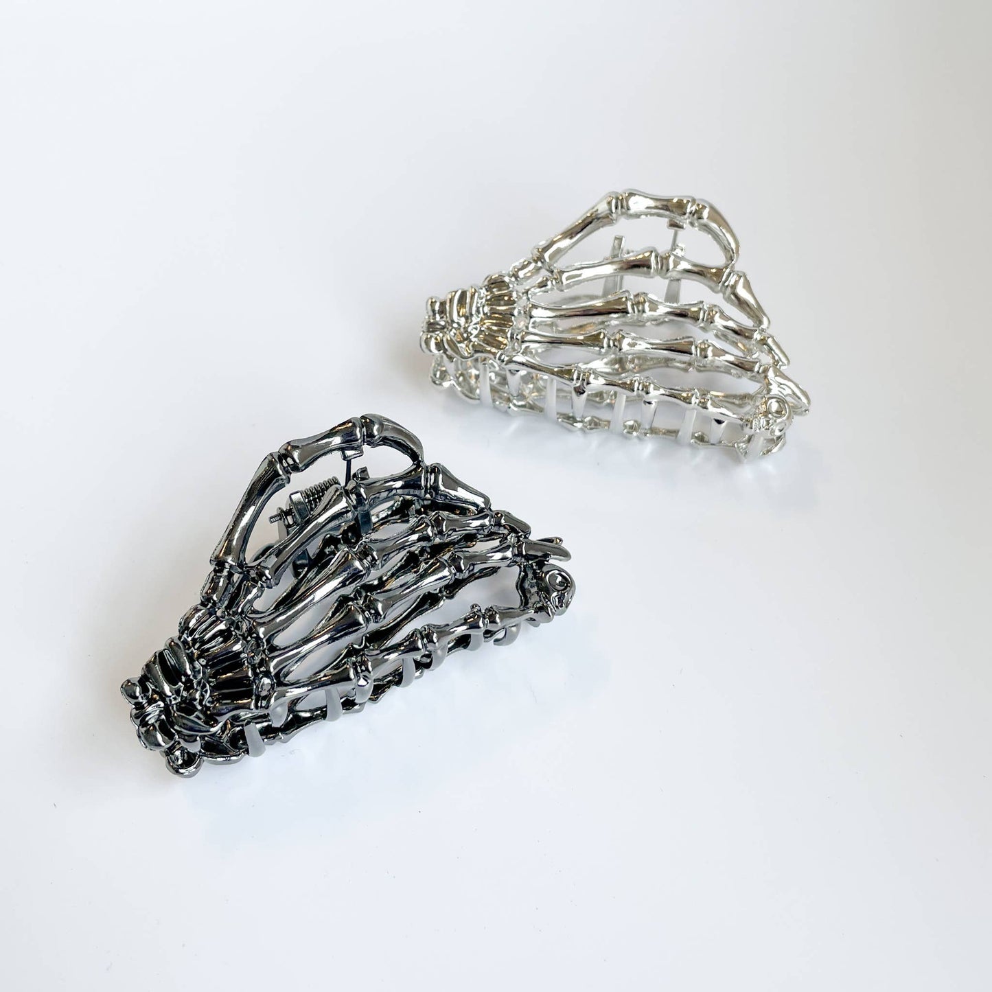Spooky Skeleton Hand Metal Claw Clip