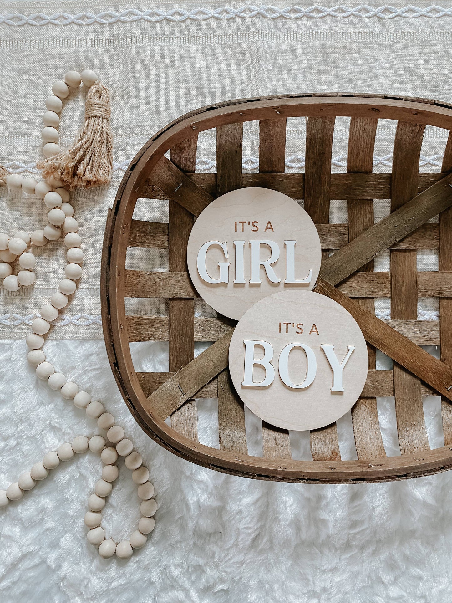 It’s a Girl Gender Reveal Announcement Sign - Round