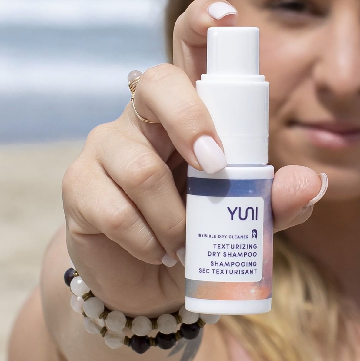YUNI Beauty - INVISIBLE DRY CLEANER Texturizing Dry Shampoo
