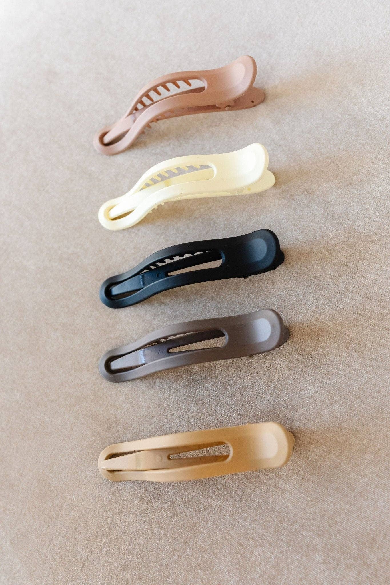 Alligator Claw Clip - Multiple Colors