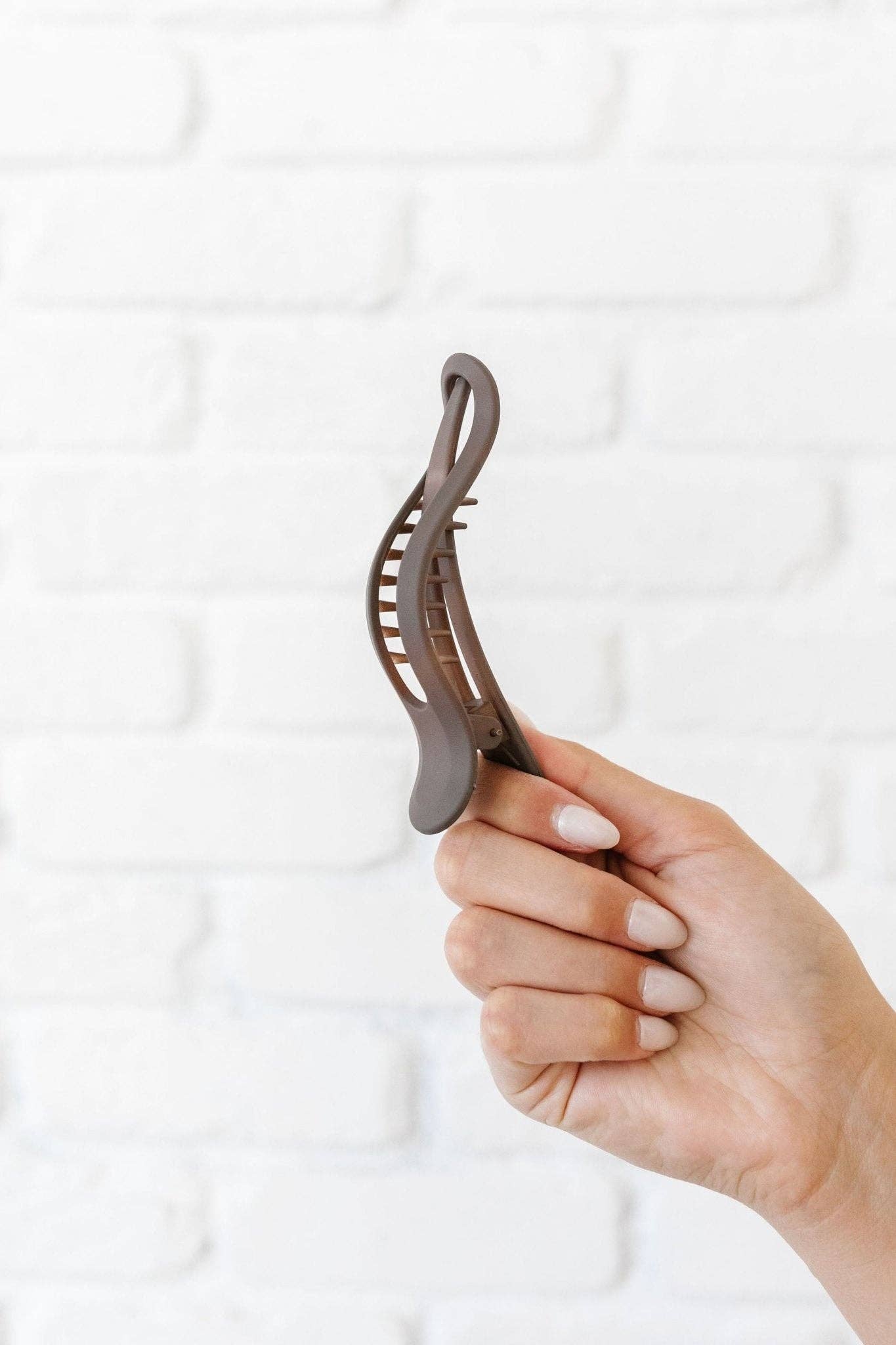 Alligator Claw Clip - Multiple Colors