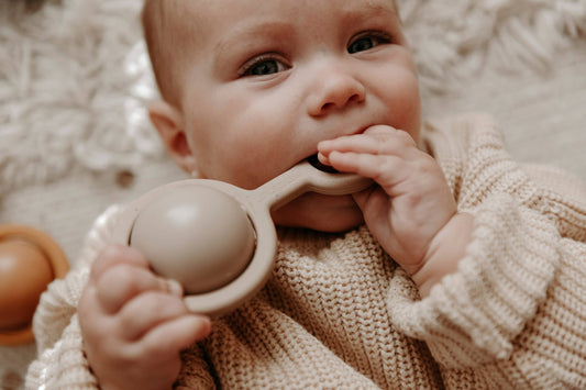 Little Chew - Rattle Toy  - Ora | Beige